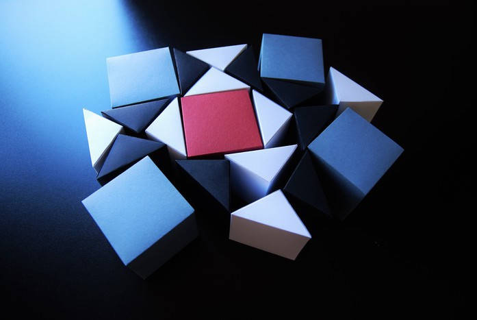 Puzzle-Déconstruction-papier 3D-Origami-Brussel-Design-September-Laure-Devenelle-