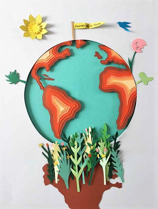 Planete journée de la Terre, Jour, superposition paper art, papier clairefontaine, Laure Devenelle