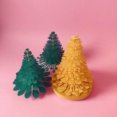 Christmastree-gold-and-green-creation-art-du-papier-paper-cut-Laure-Devenelle